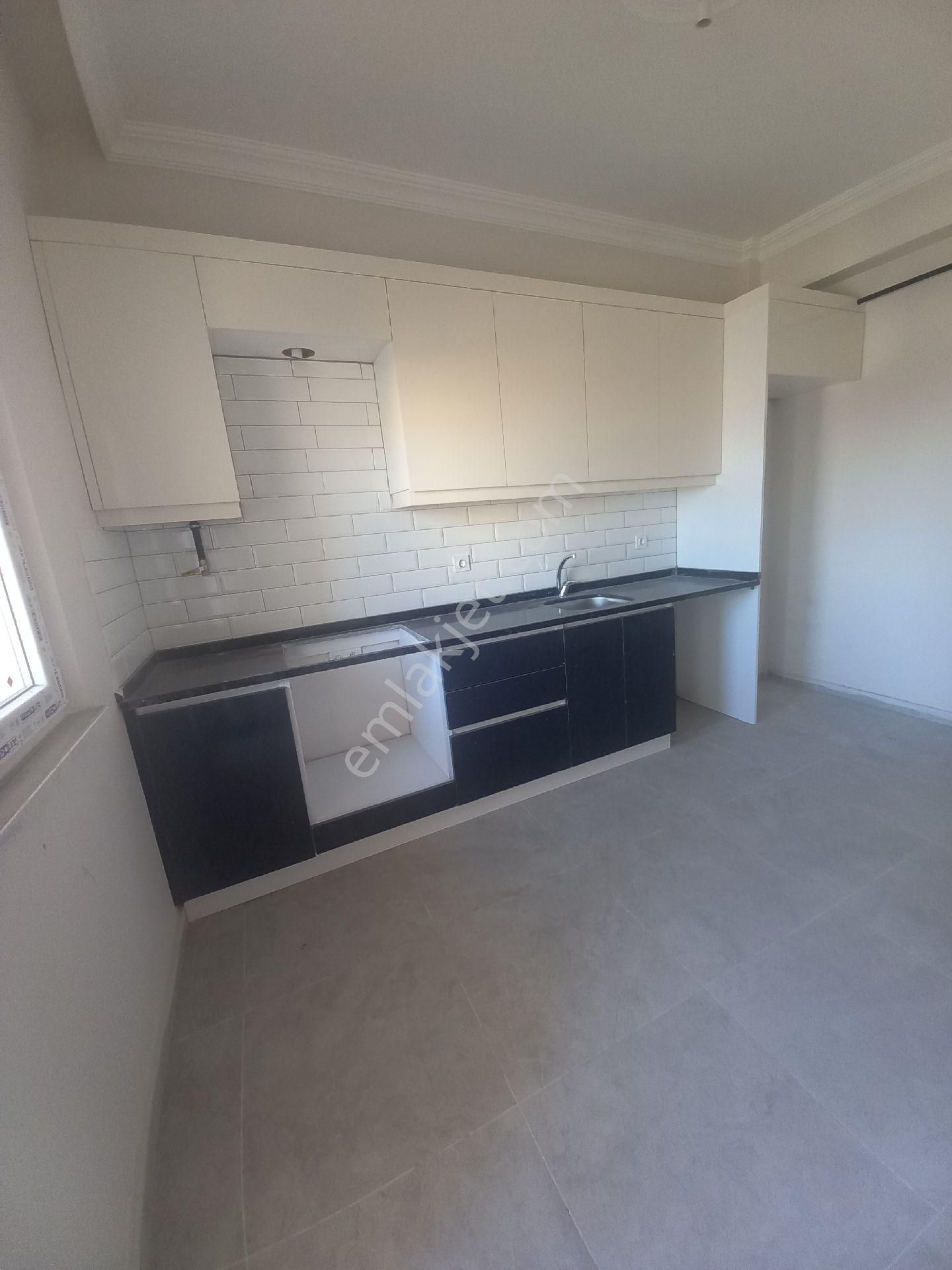Tekirdağ Çınarli Mah 2+1 Sıfir Daire Satılık