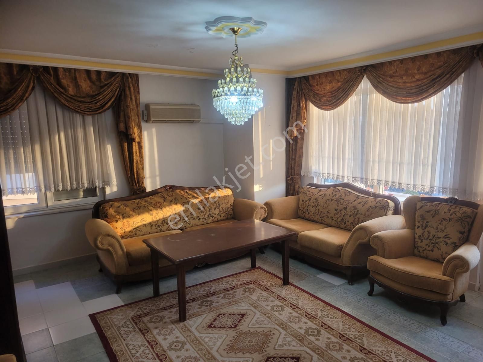Kadıpaşa Mahallesi’nde Kiralık Eşyalı 2+1 Daire