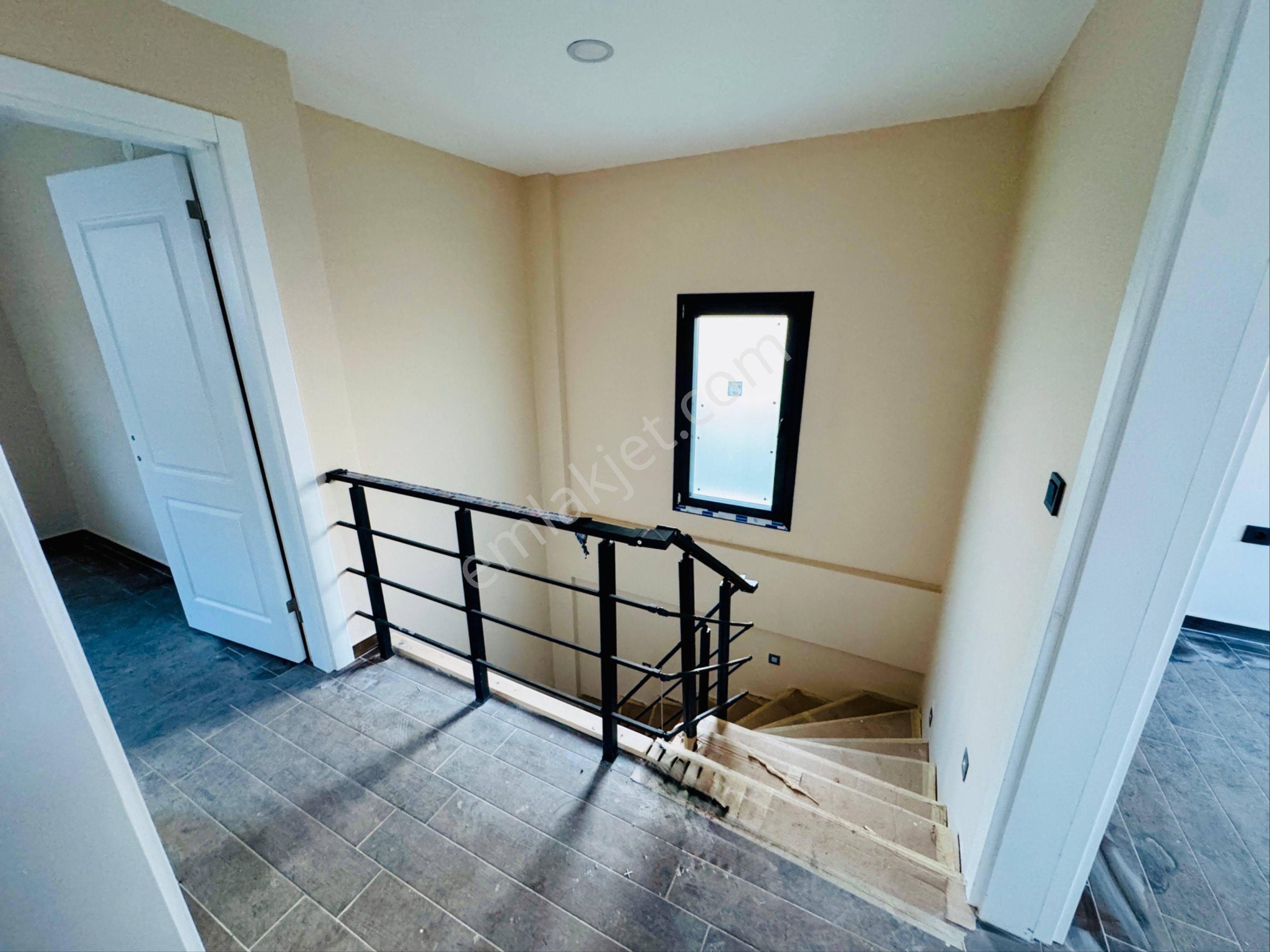 Kuşadası Güzelçamlı’da Ortak Havuzlu Otoparklı Satılık 3+1 Villa - Görsel 28