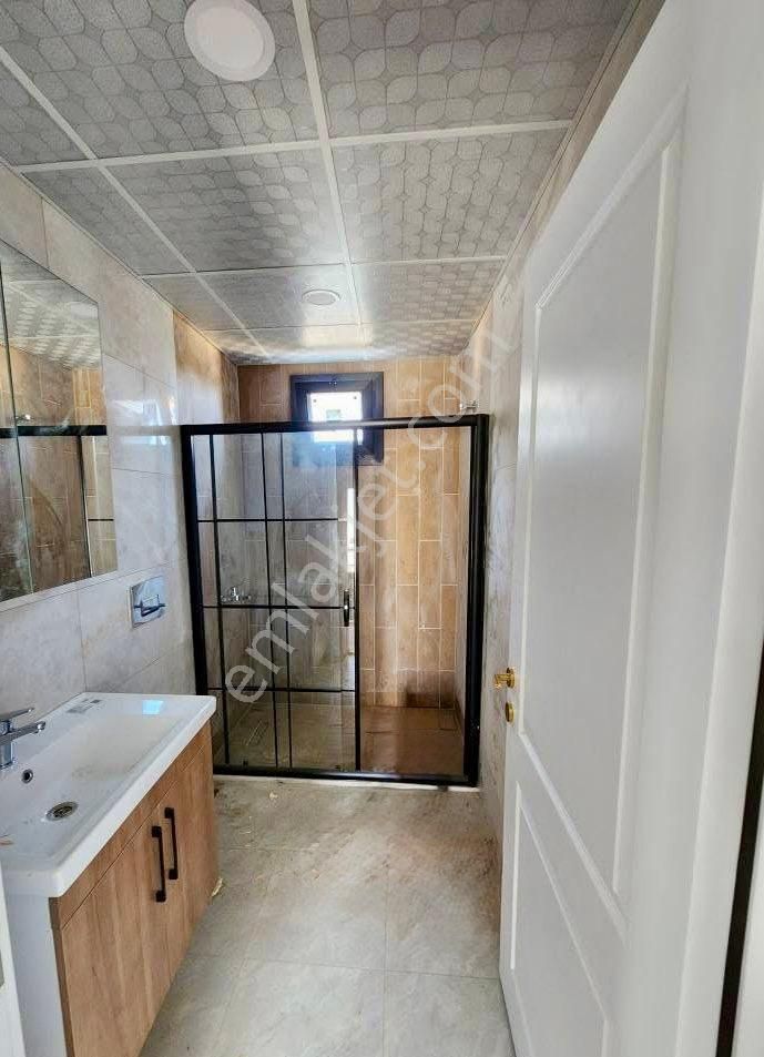 Kuşadası Güzelçamlı’da Ortak Havuzlu Otoparklı Satılık 3+1 Villa - Görsel 32