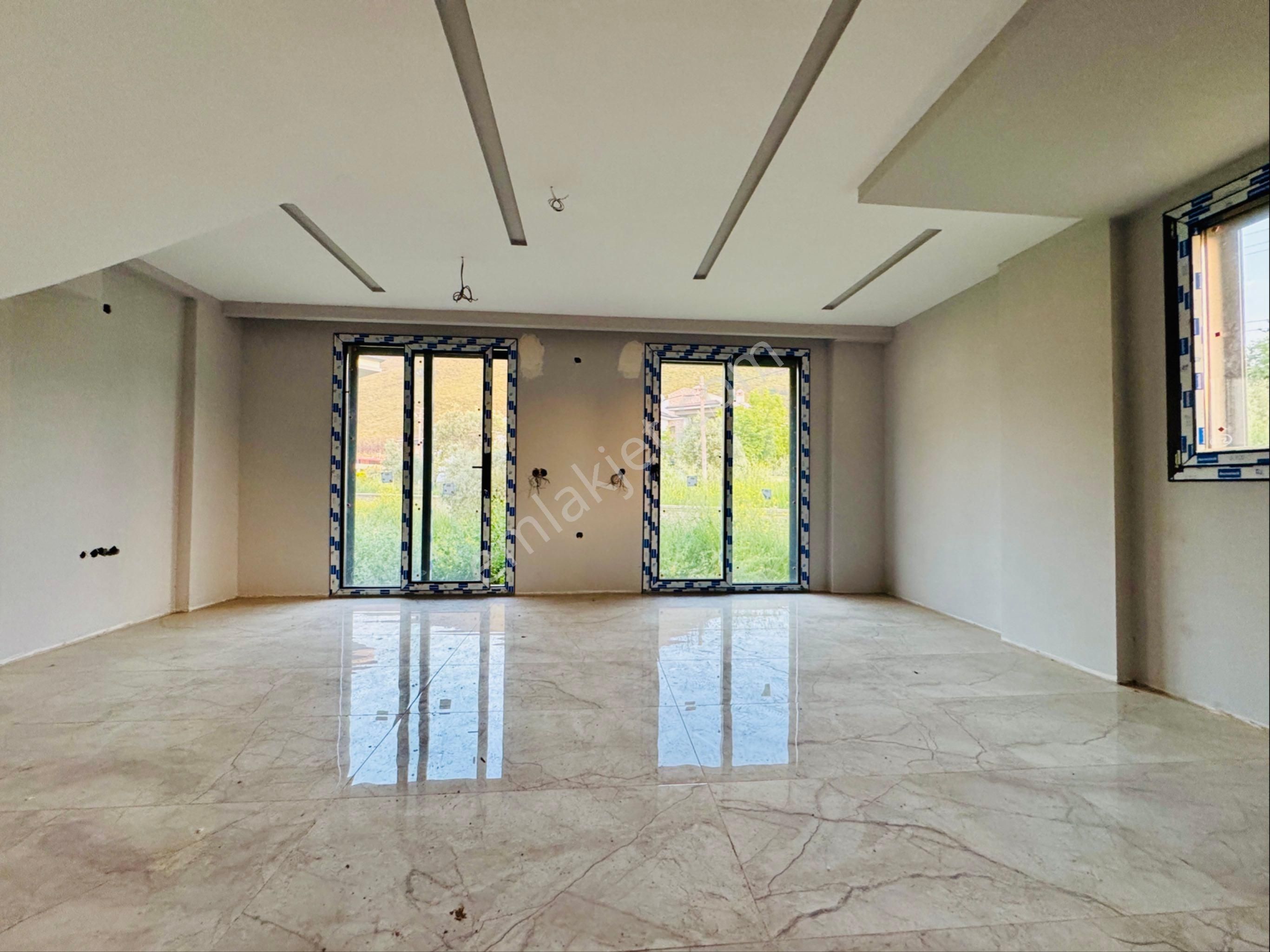 Kuşadası Güzelçamlı’da Ortak Havuzlu Otoparklı Satılık 3+1 Villa - Görsel 33