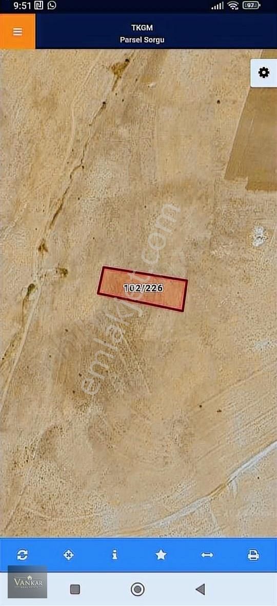 Vankar Emlak'tan Aynısta Satılık Tarla 4 Dönüm 250 M² Arsa