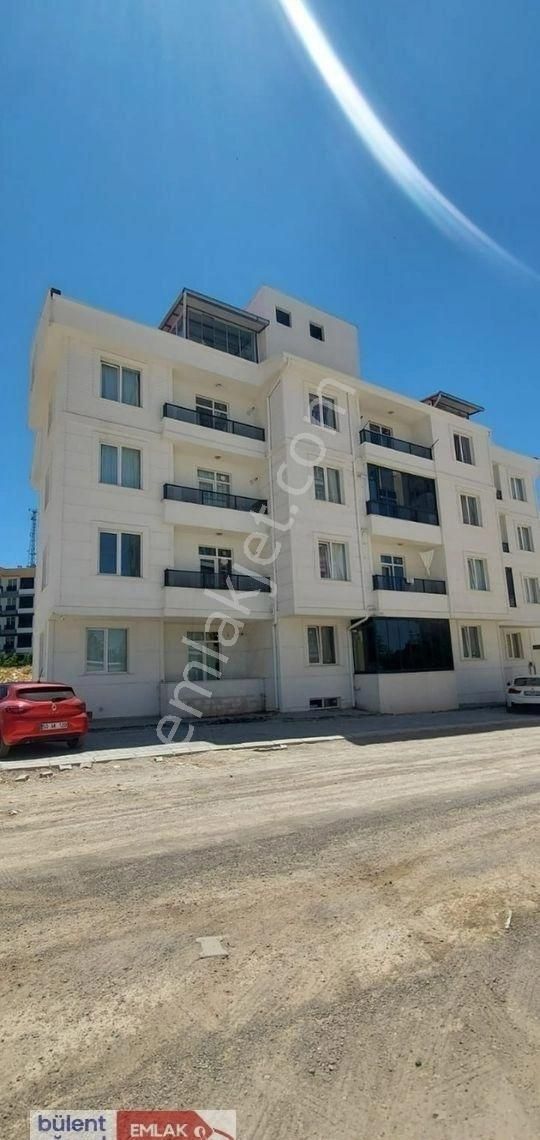 2000 Evler Mah. 'de 75 M2 Ful + Ful Kiralık 1+1