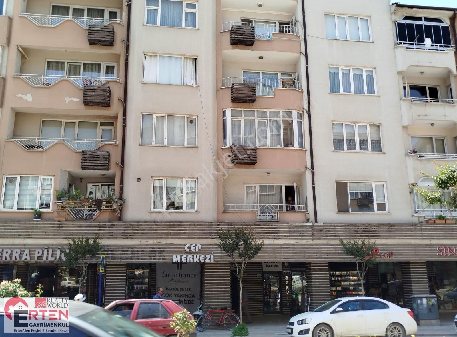 İnegöl Merkezde Kiralık...