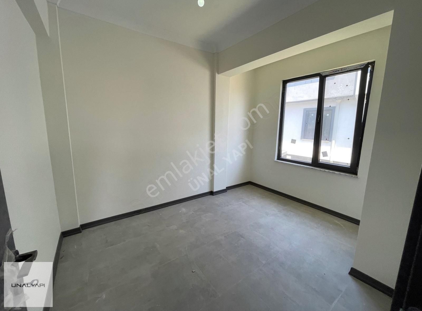Site Konforunda Havuzlu Müstakil Bahçeli 3+1 Dubleks Villa - Görsel 17
