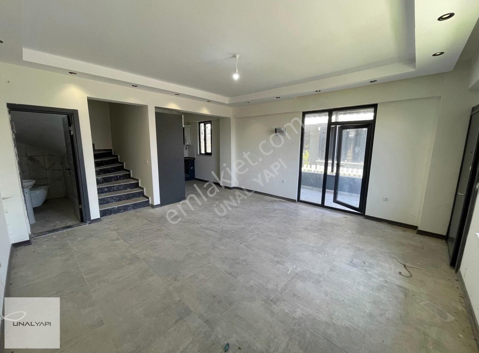 Site Konforunda Havuzlu Müstakil Bahçeli 3+1 Dubleks Villa - Görsel 9