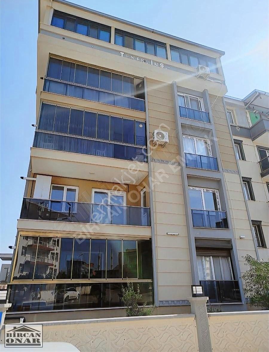 Anadolu Cad.bazekol Hastanesine Yakın Ara Kat 2+1 Kapalı Mutfak - Görsel 2