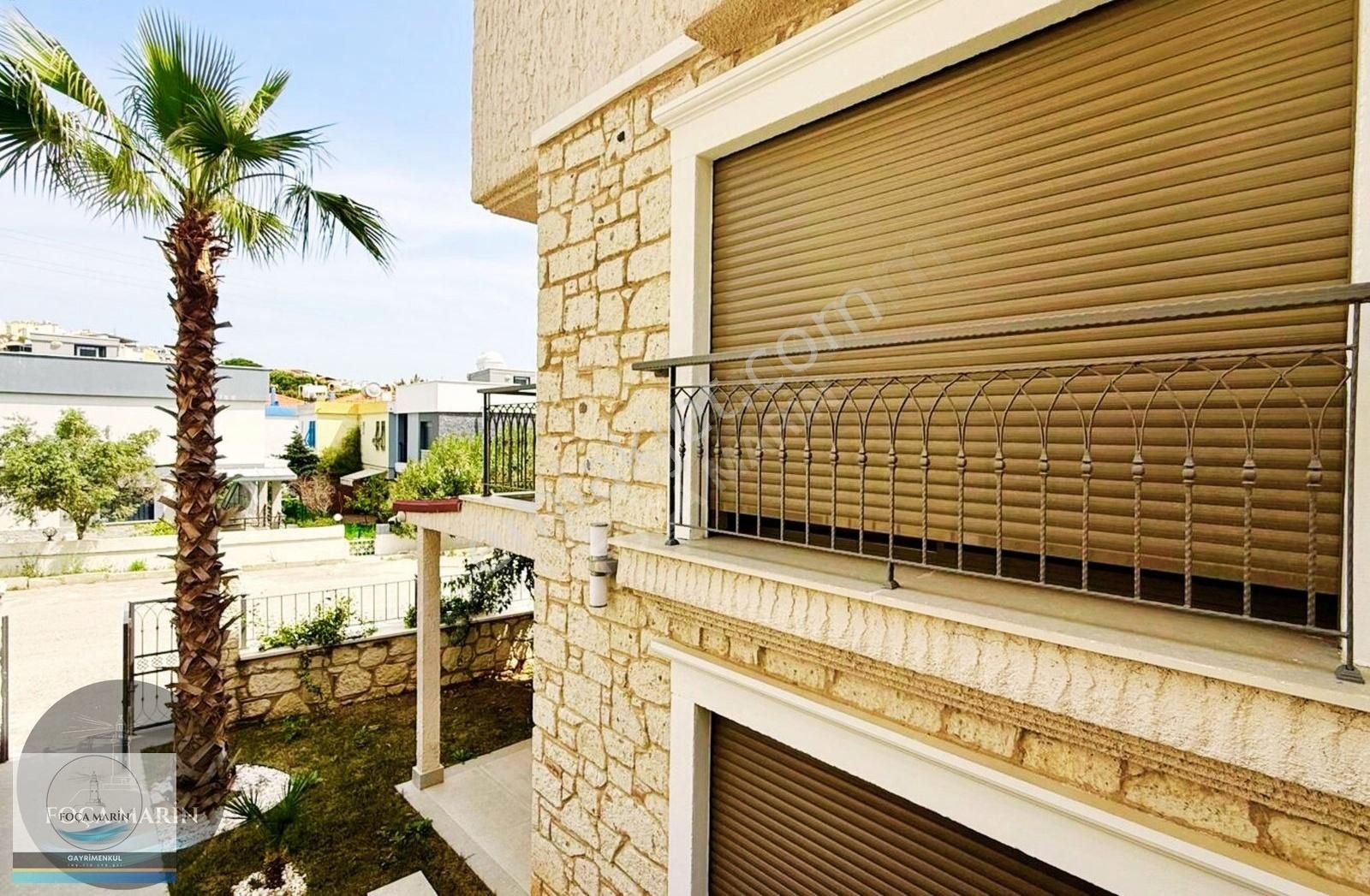 Yenifoça Burunucu'nda Denize 350m. Mesafede 3+2 Satılık Villa - Görsel 20