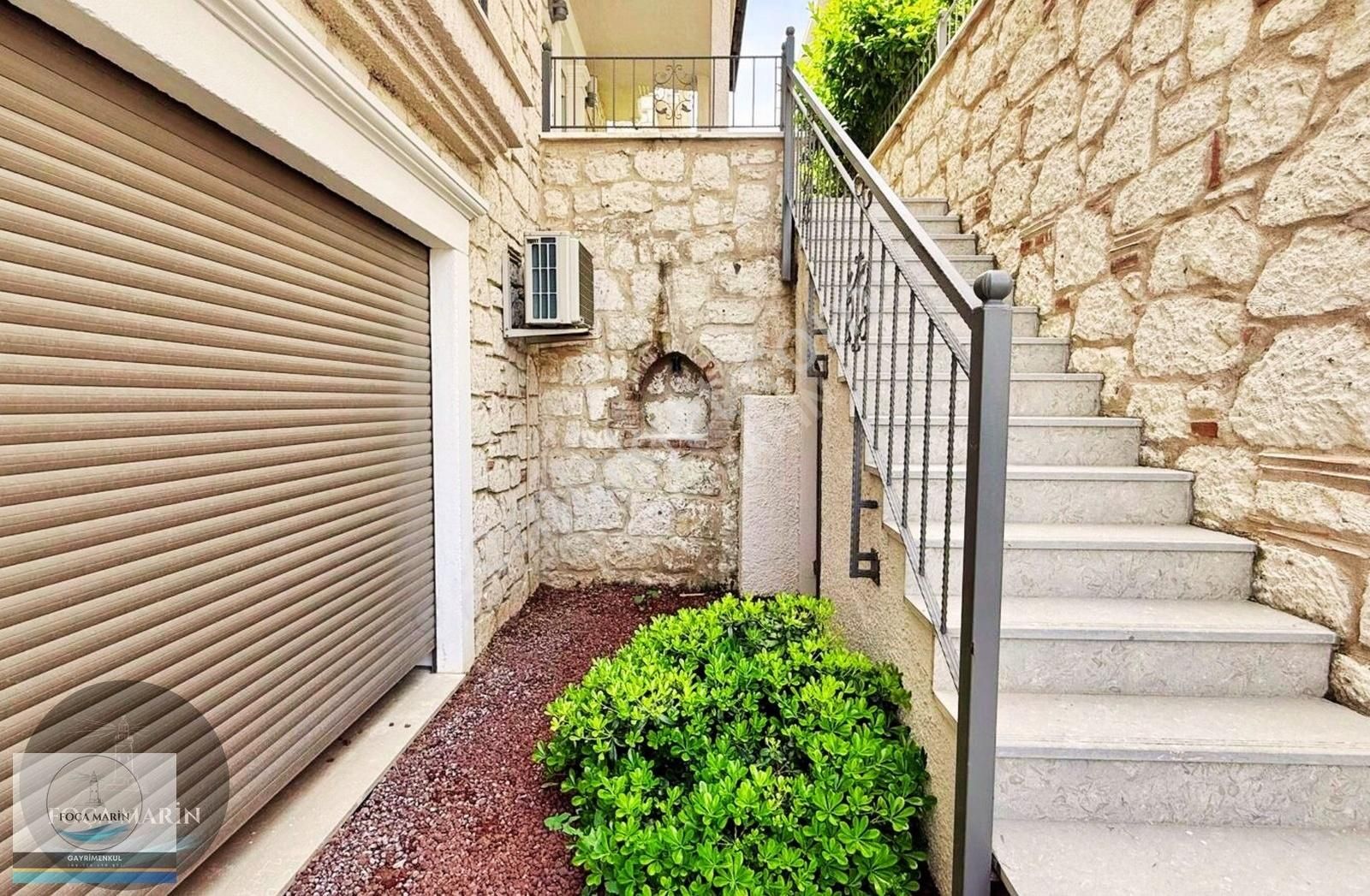 Yenifoça Burunucu'nda Denize 350m. Mesafede 3+2 Satılık Villa - Görsel 3