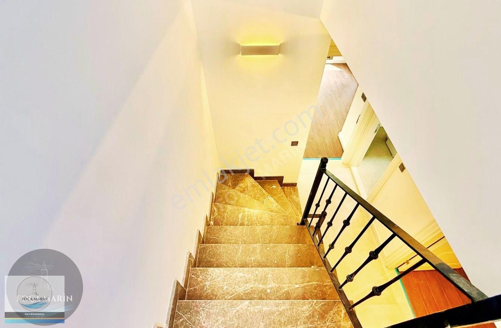 Yenifoça Burunucu'nda Denize 350m. Mesafede 3+2 Satılık Villa - Görsel 30