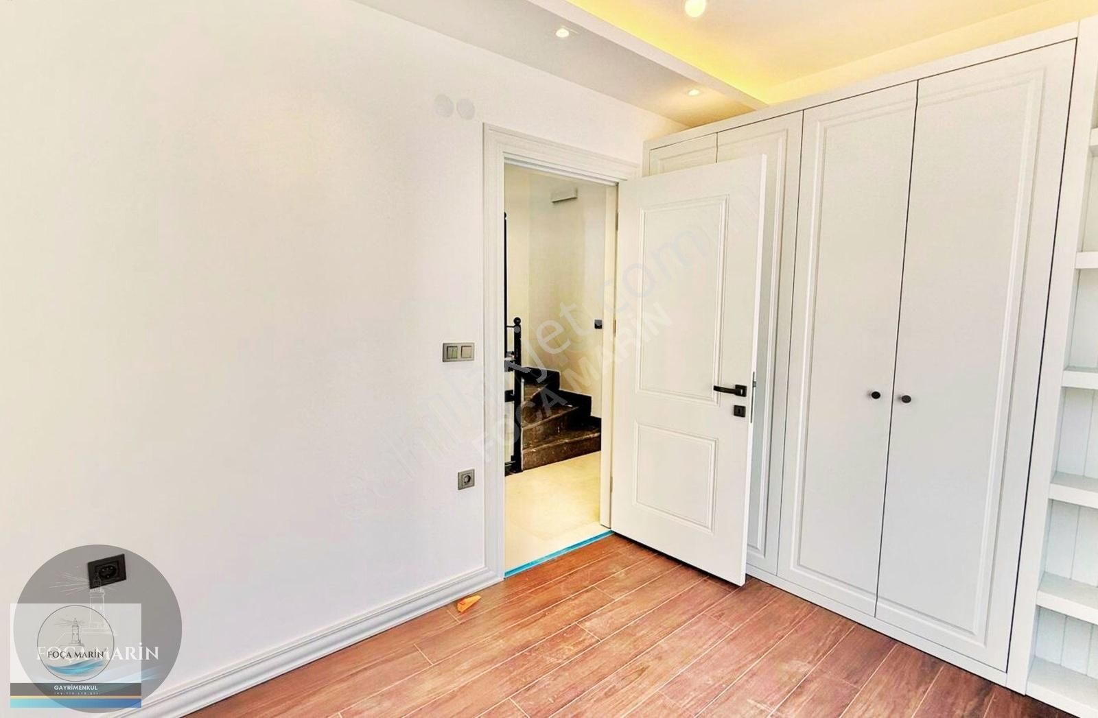 Yenifoça Burunucu'nda Denize 350m. Mesafede 3+2 Satılık Villa - Görsel 22