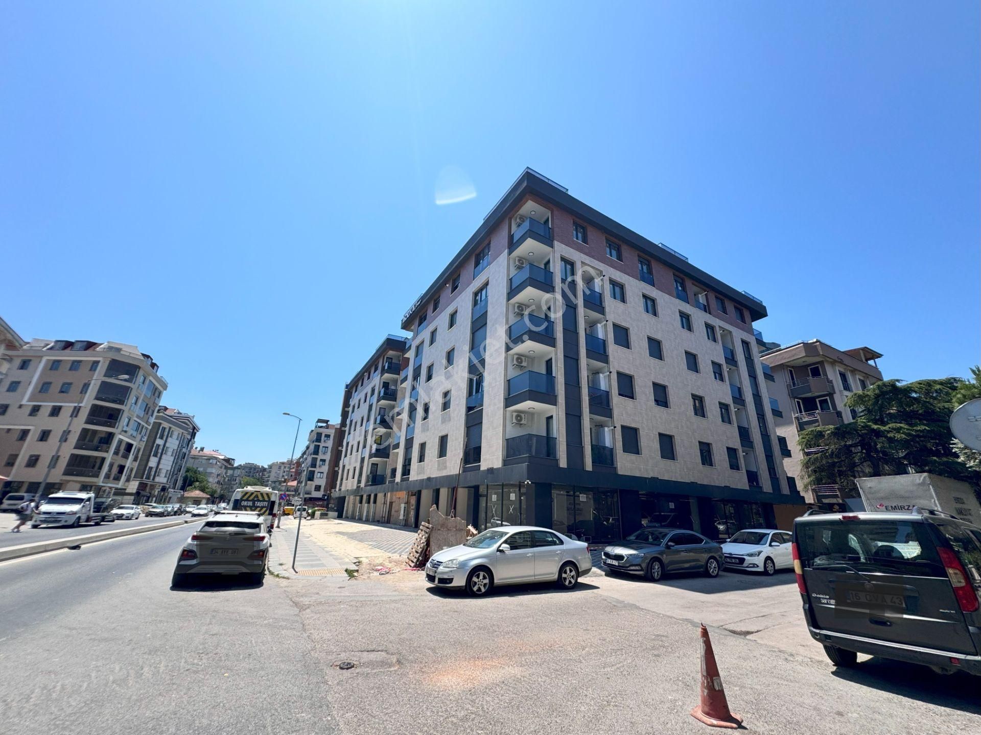 Pendik Batı Mah Çarşı İçi Cadde Üzerı Satılık Sıfır 3+1 Arakat Daire