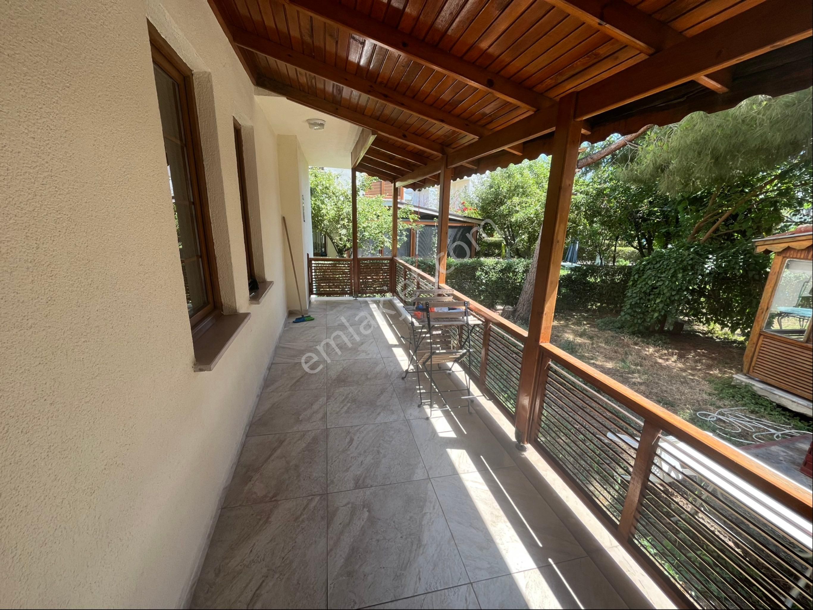 Ata Gayrimenkul,den Cihan3 Sitesinde Denize Yakın Müstakil Villa - Görsel 8