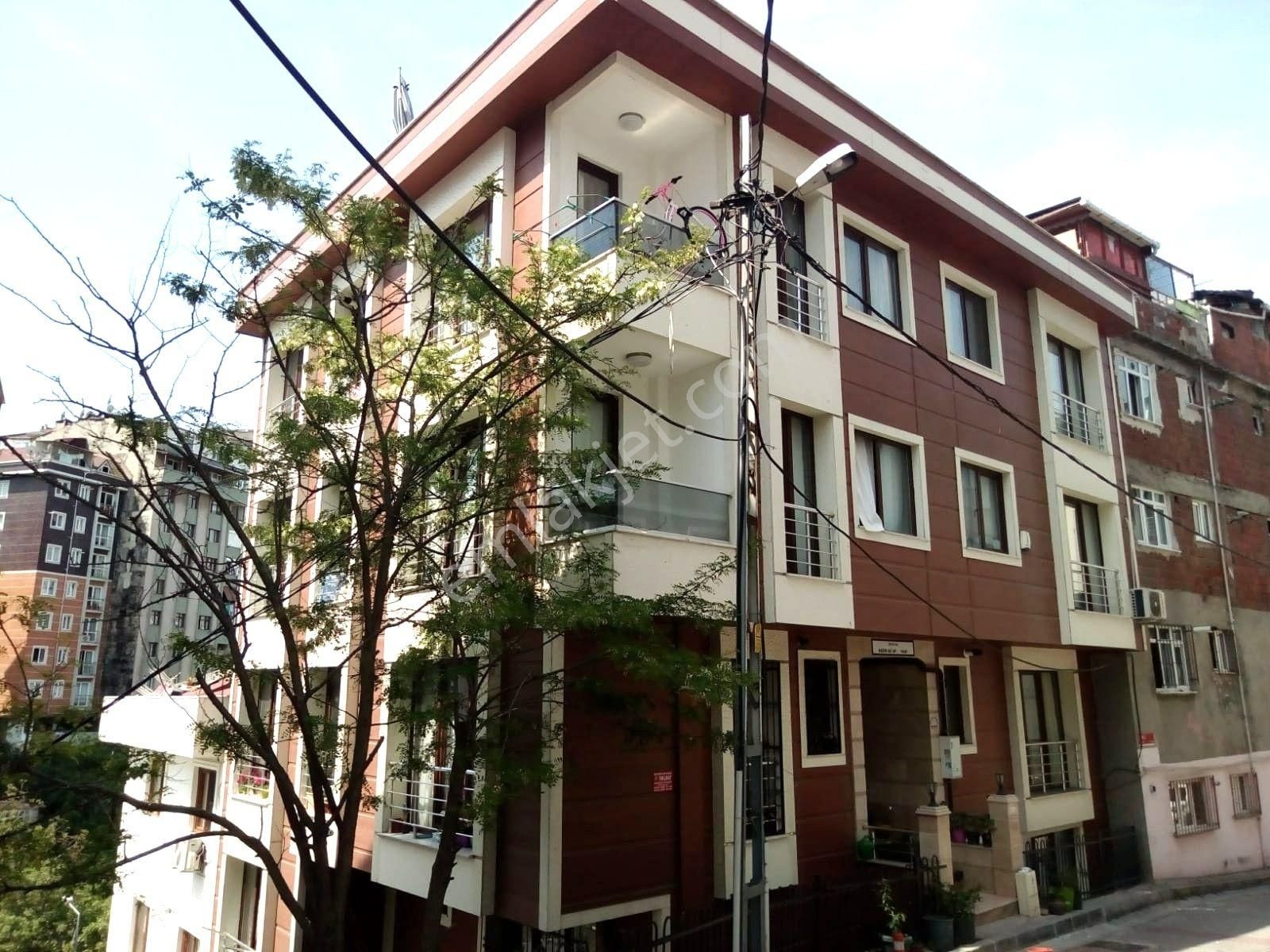Kağıthane Ortabayırda Merkezi Konumda Satılık Dublex Daire
