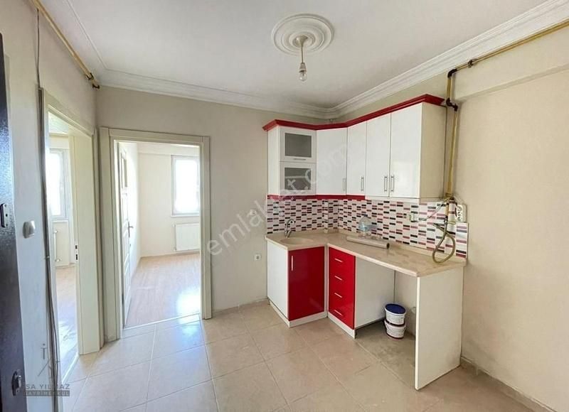 İsa Yılmaz'den Kat Mülkiyetli 1+1 Ayrı Mutfaklı Satılık Daire