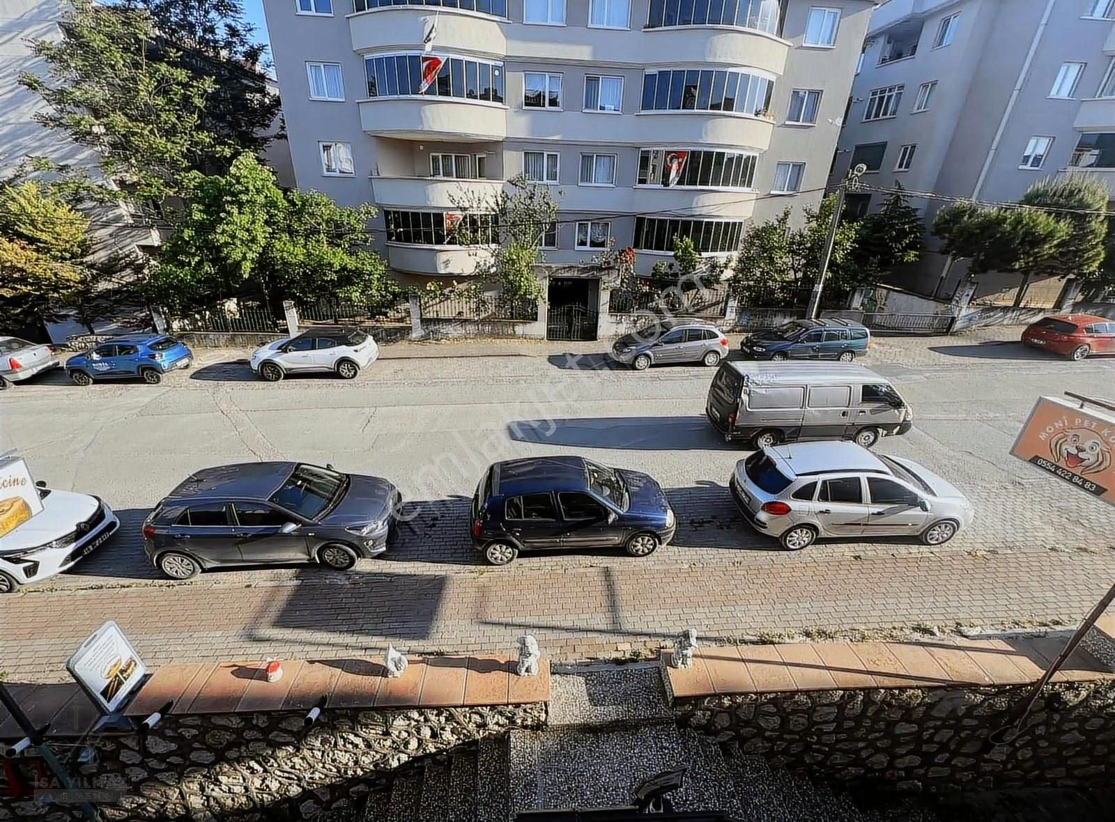 İsa Yılmaz'dan 2+1 Arakat Eşyalı 85m Koşu Yolunda Mülkiyetli - Görsel 12