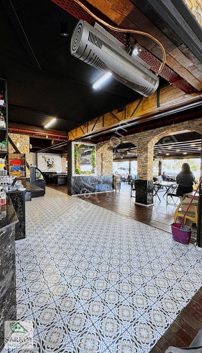 Tekirdağın En İşlek Caddesinde Tanınmış Kafe 185 M² Satılık