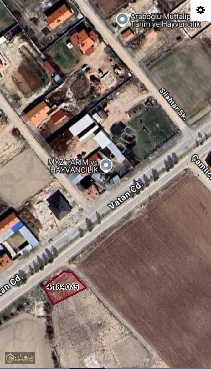 Meram Çarıklar'da Satılık Cadde Cepheli 569 M2 Çift Cepheli Arsa - Görsel 11