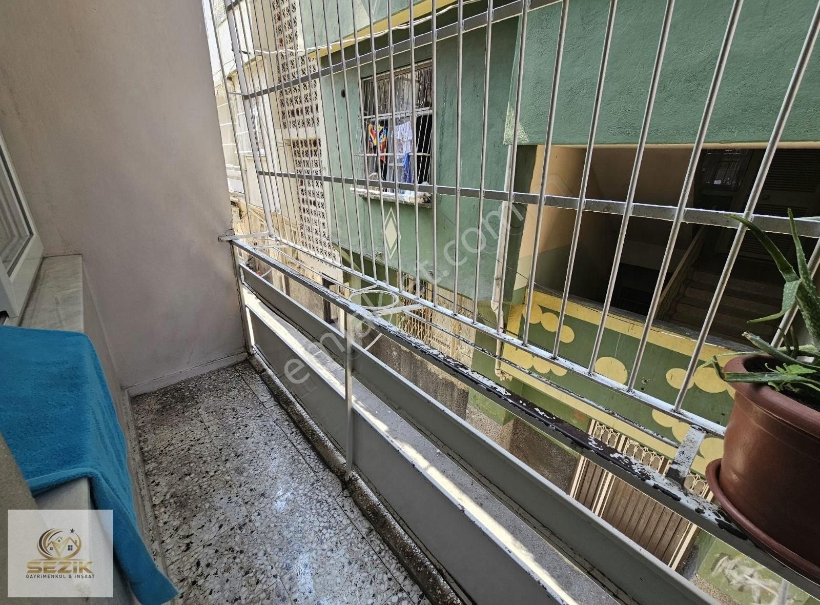 Gülpınar Mh Kapalı Salı Semt Pazarına Yakın 150 Mt 3 Katlı Ev - Görsel 12