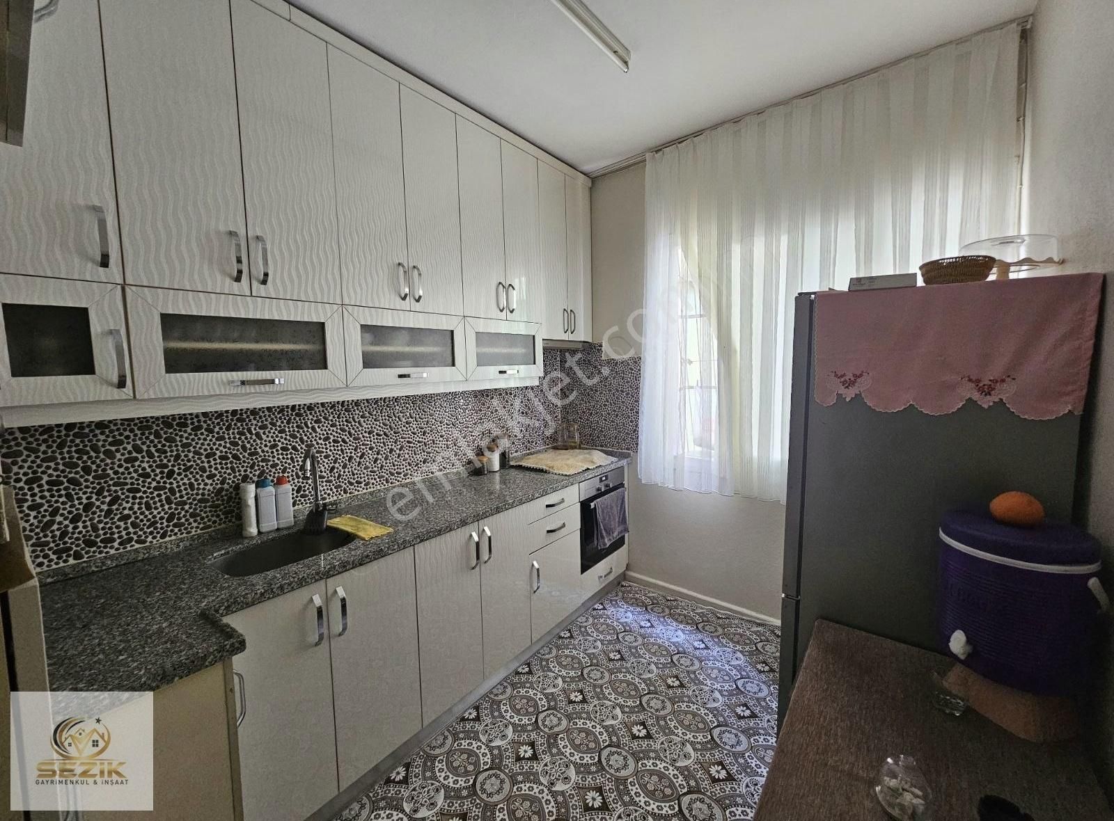 Gülpınar Mh Kapalı Salı Semt Pazarına Yakın 150 Mt 3 Katlı Ev - Görsel 16