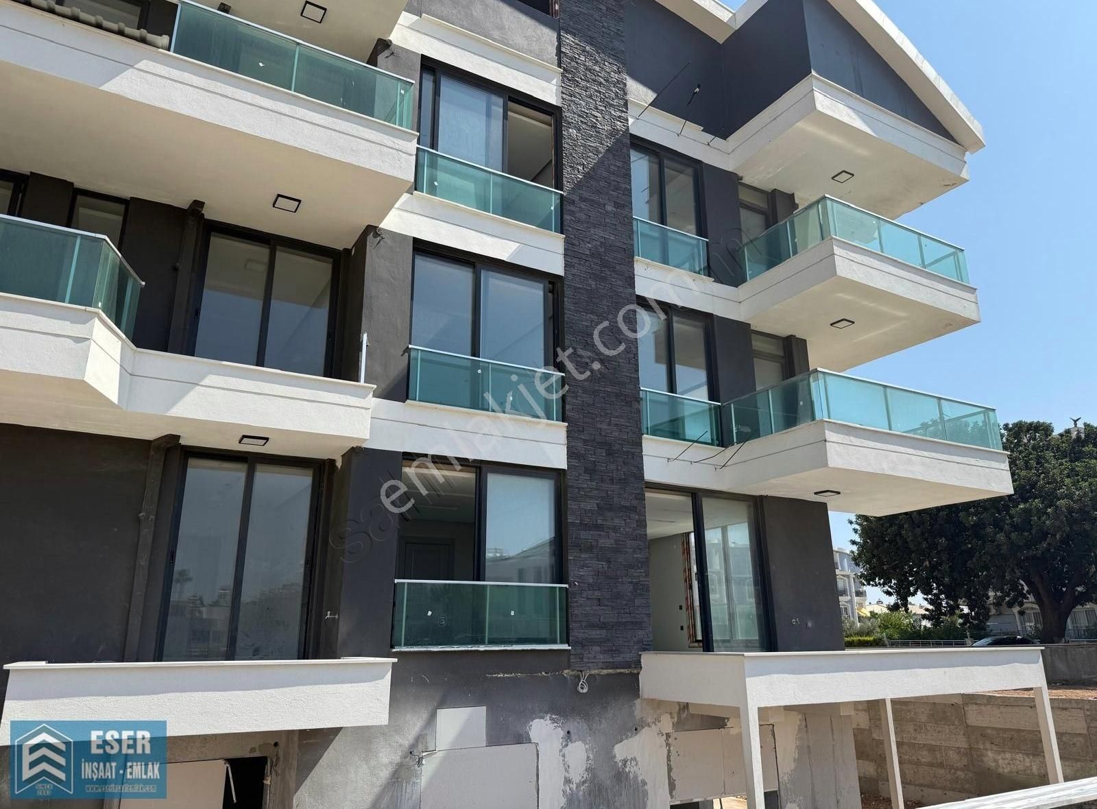 Didim Altınkum Da Denize 400 Mt Havuzlu Sitede Satılık 2+1 Sıfır - Görsel 2