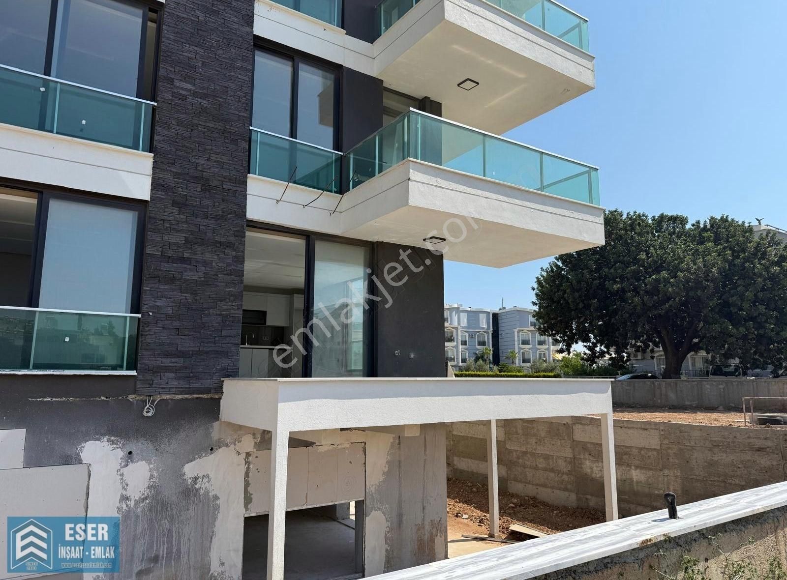 Didim Altınkum Da Denize 400 Mt Havuzlu Sitede Satılık 2+1 Sıfır - Görsel 3