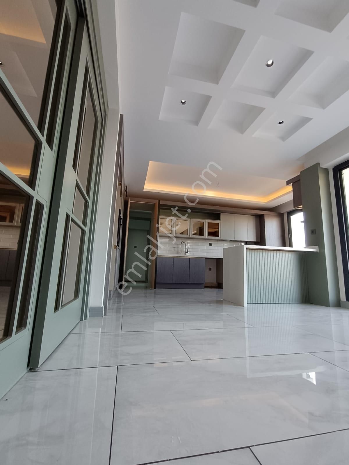 Karayıl İnşaat Kalitesiyle Lüx 4,5+1 Daire