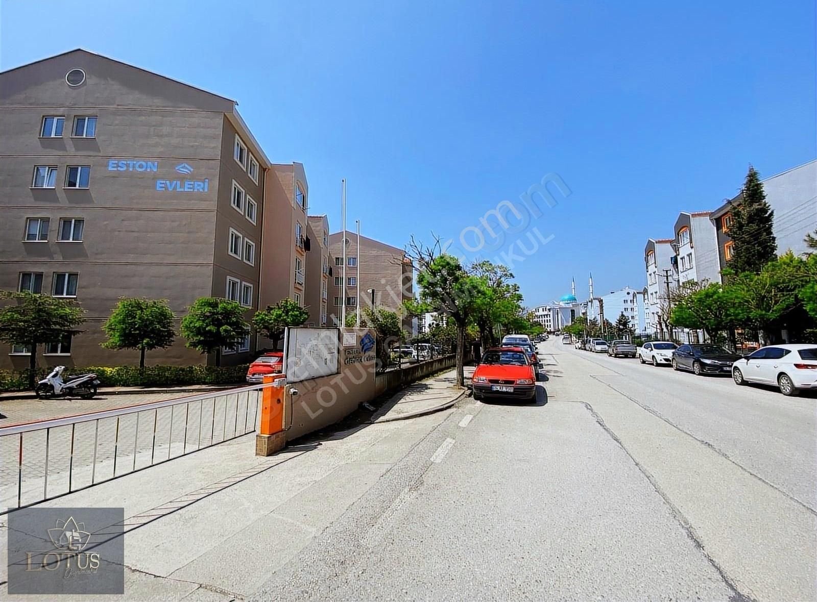 Derince Yenikent Mahallesi Eston Sitesi 3+1 Satılık Daire