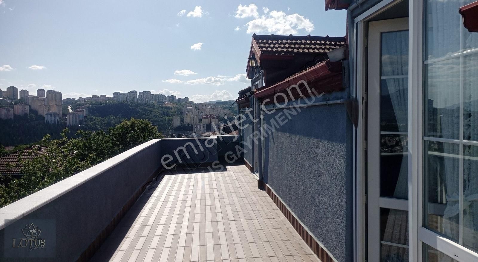 Tavşantepe De Full Deniz Manzaralı Eşyalı 3+1 Kiralık Daire