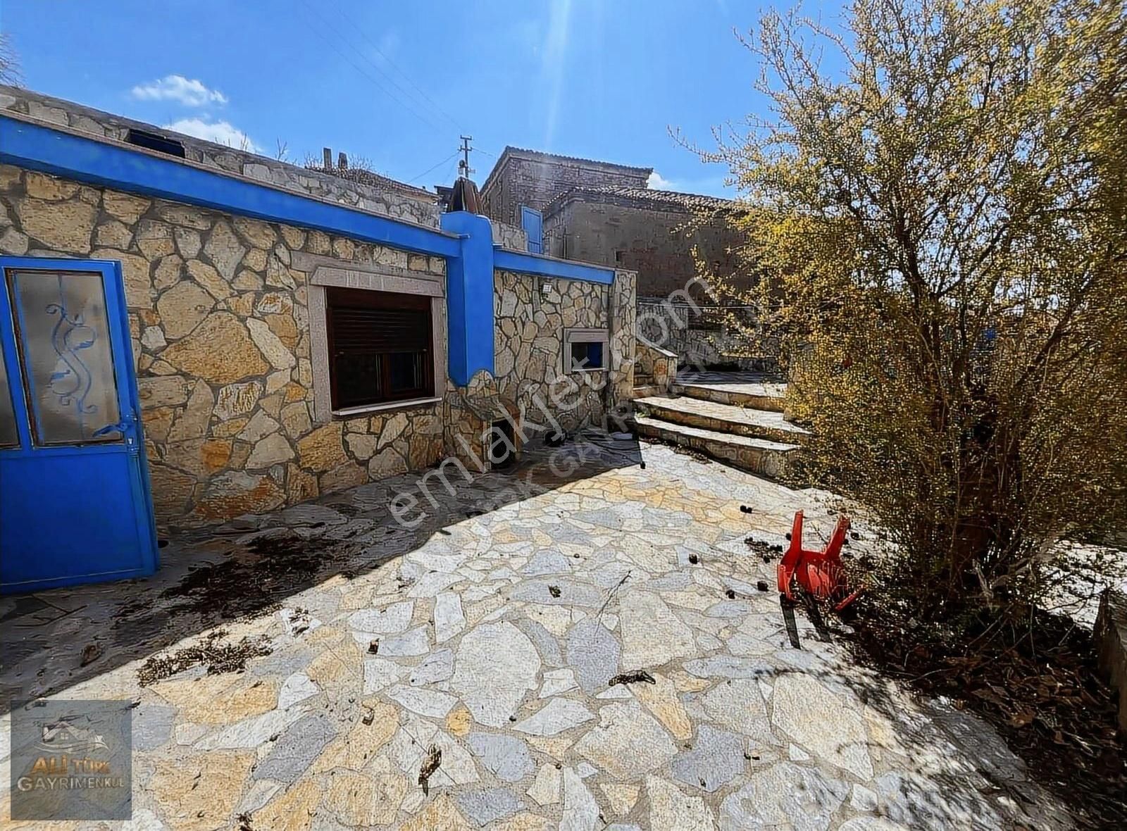 Karaağaç Merkezde Satılık Köy Evi - Görsel 6