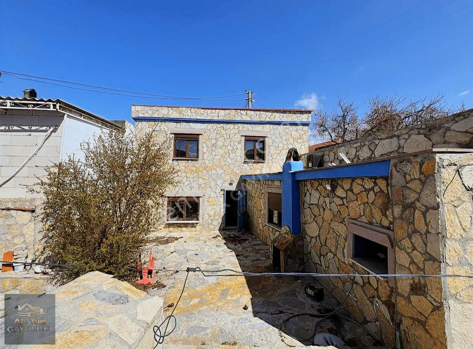 Karaağaç Merkezde Satılık Köy Evi - Görsel 3