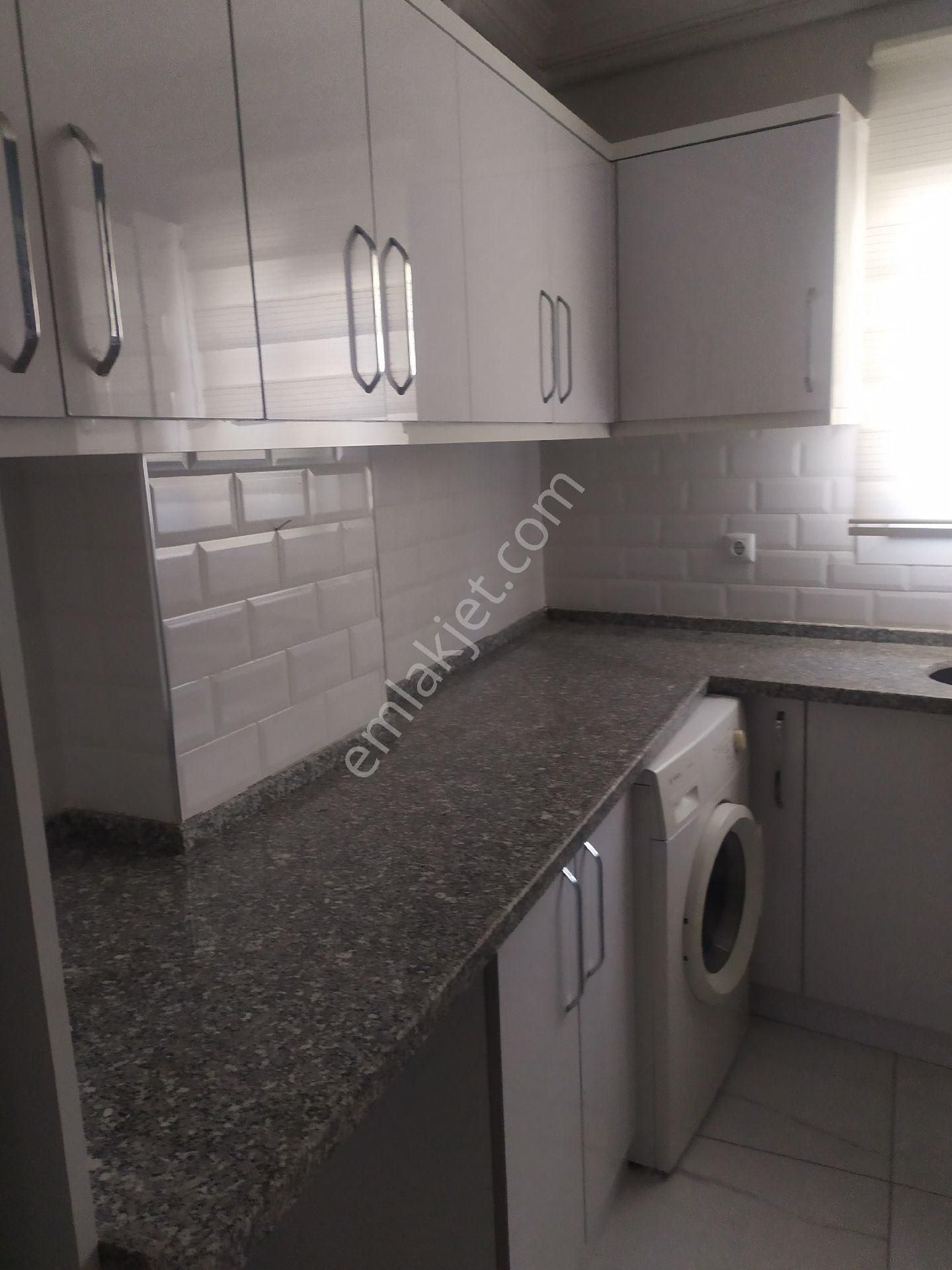 Yeni Bina Eşyalı Kiralık Daire
