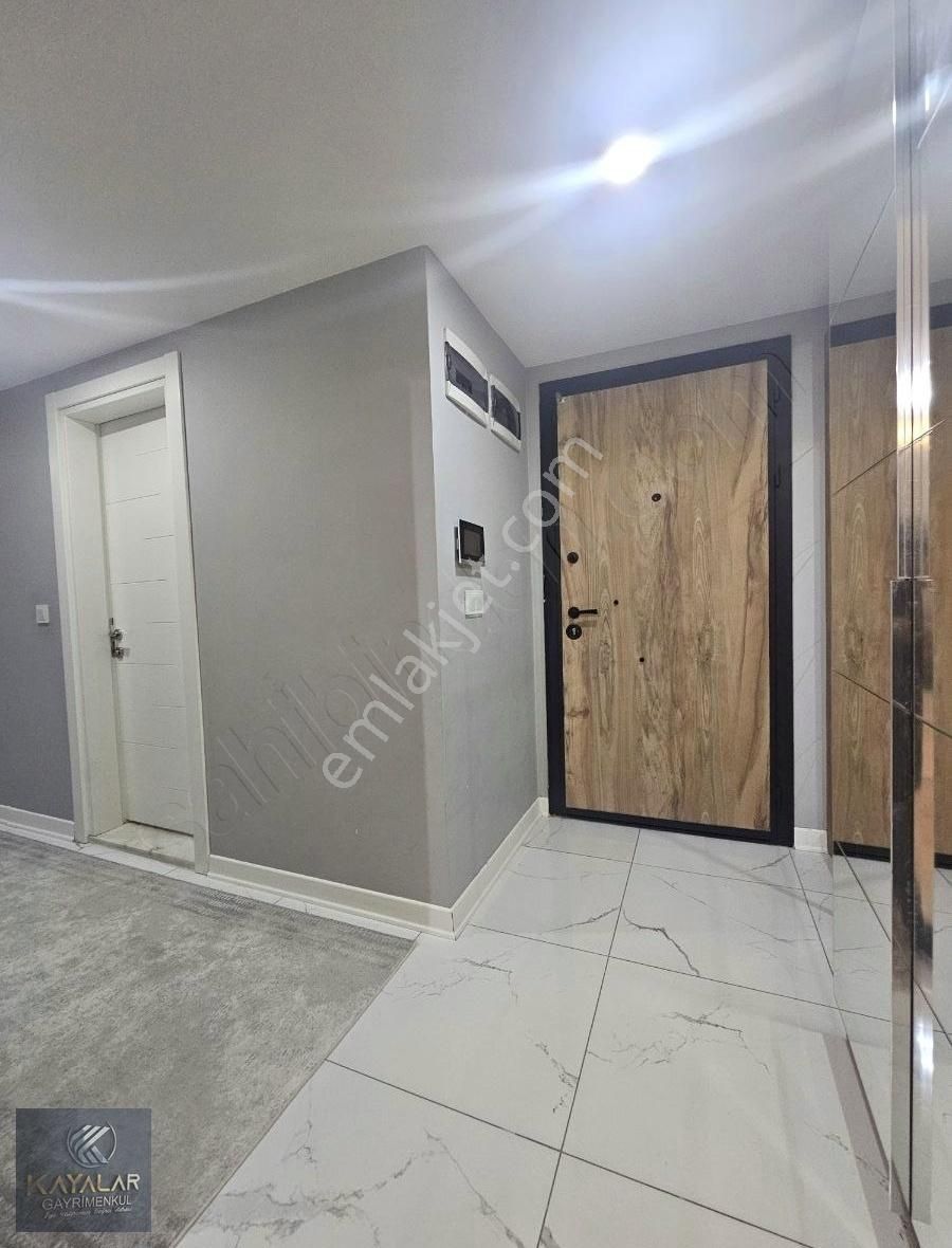 Kayalardan 3+1 Uludağ Manzaralı Elit Sitede Arakat Lüks Daire