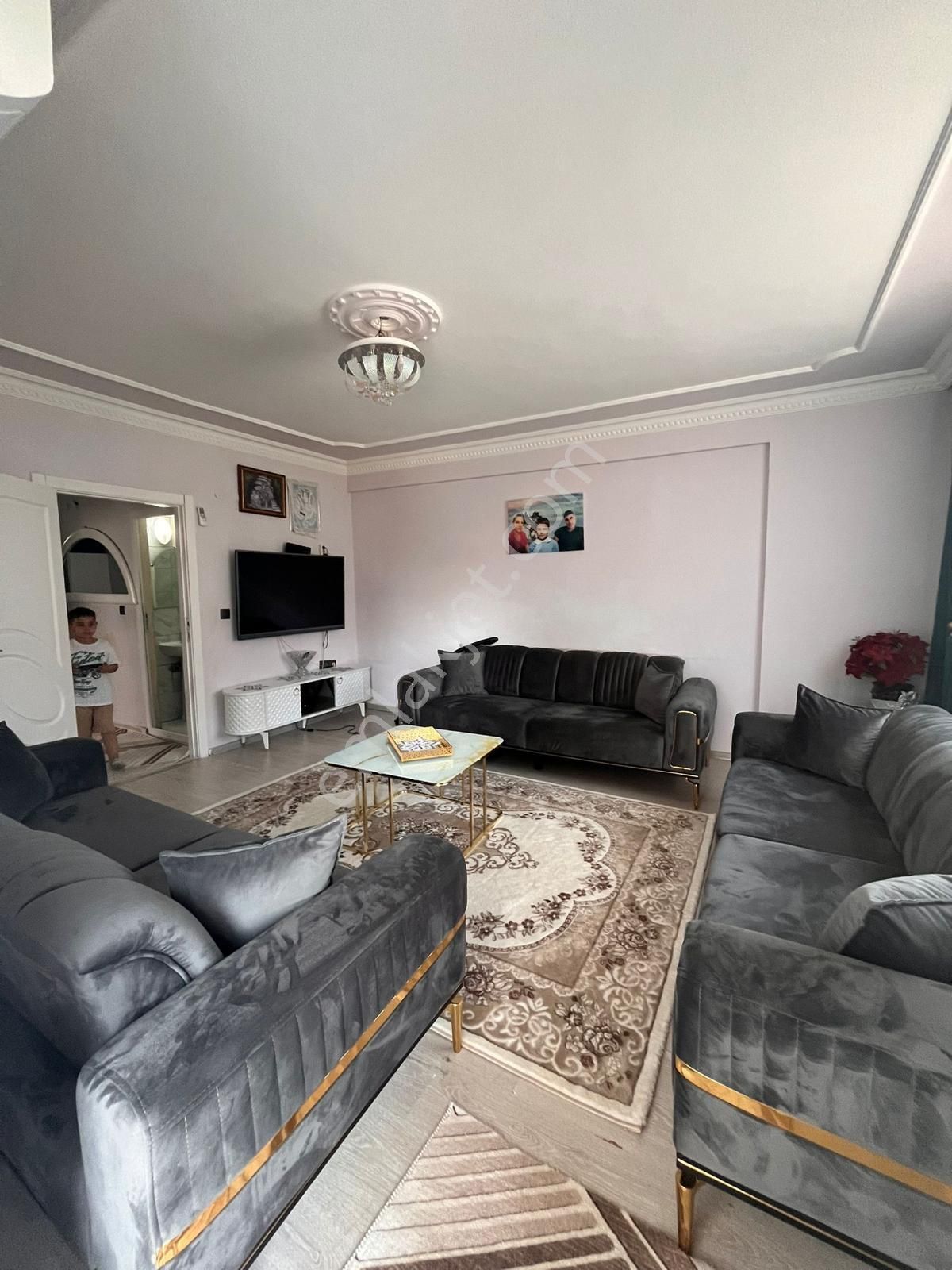 Güneş Mahallesinde 2+1 Satılık Daire