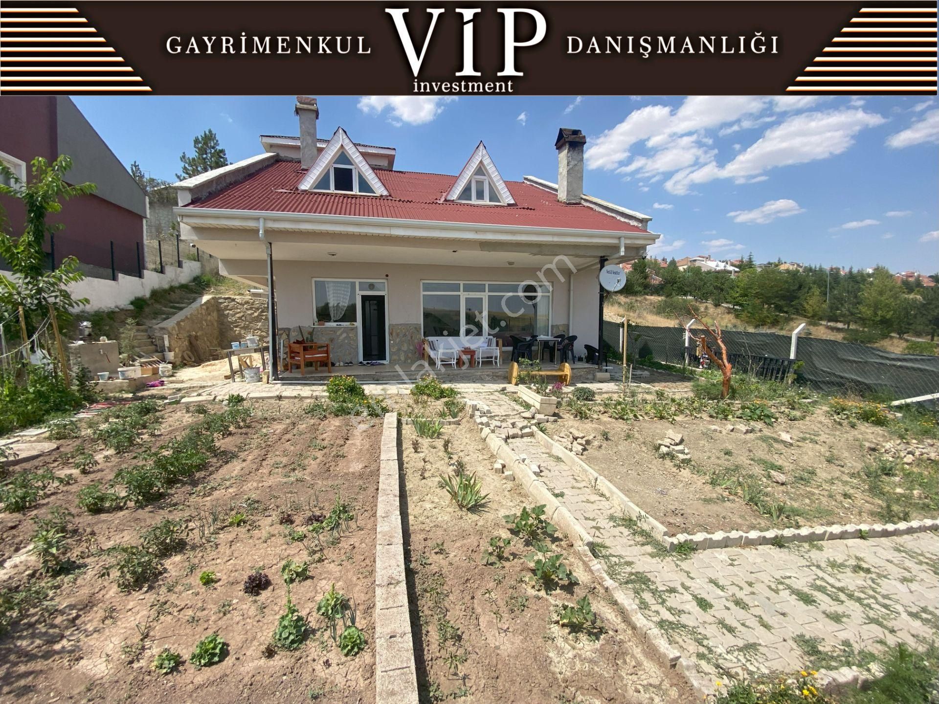 Gölbaşı Oyaca Akarsu Mahallesinde Satılık Villa