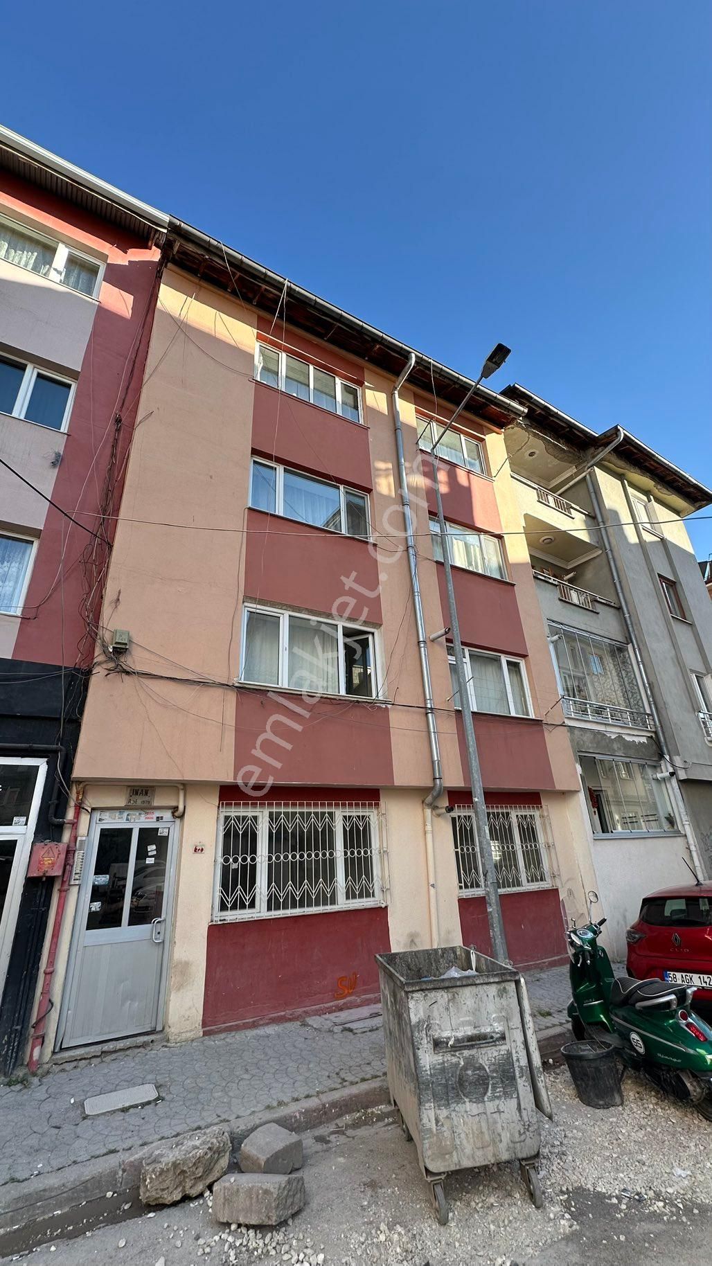Finans Gayrimenkul'den İstasyon Caddesi Arkası 2+1 Daire