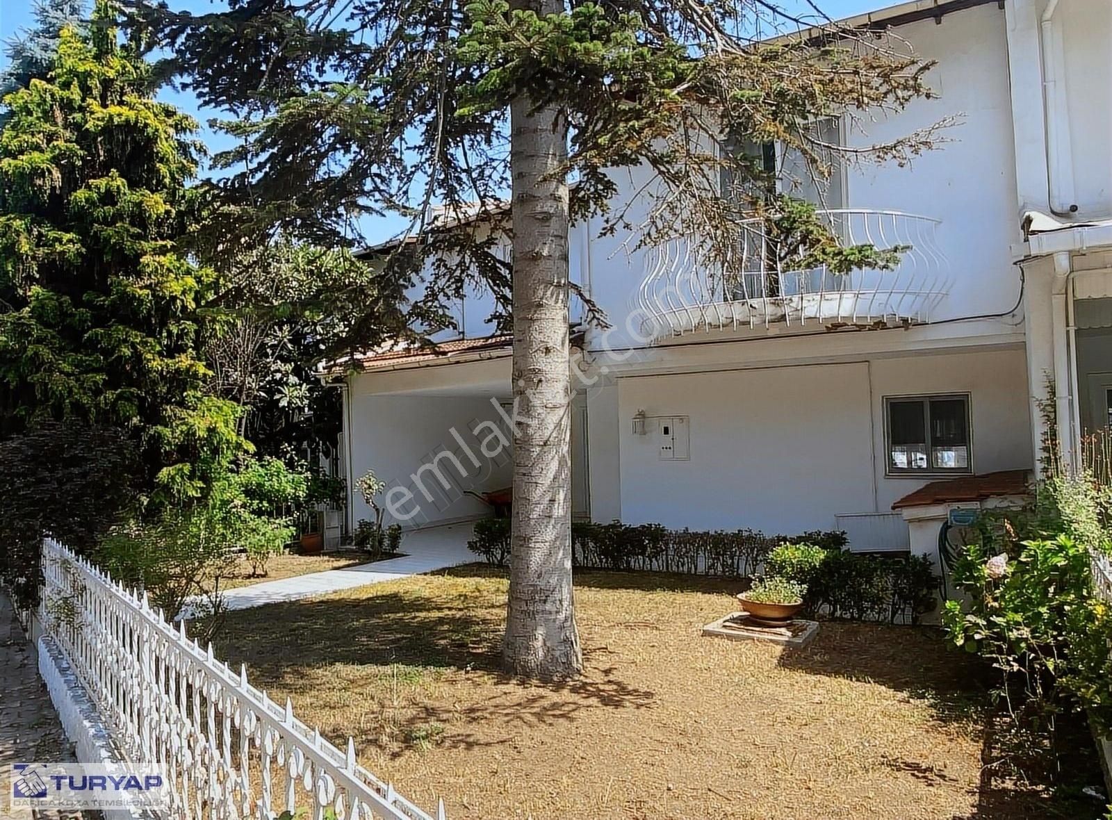 Bayramoğlunda Satılık Villa Güvenlikli Site İçinde
