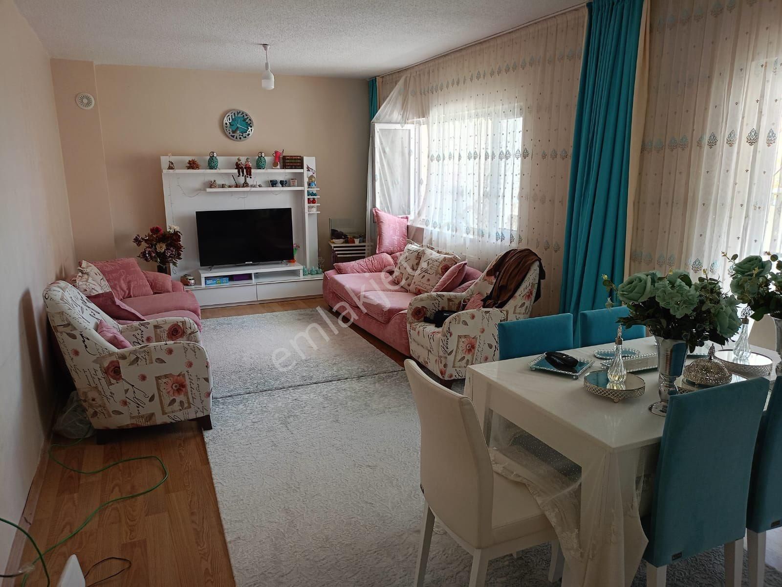 Bardakcı Tokide Kiralık 3+1 Daire Memur Kiracı Terchli