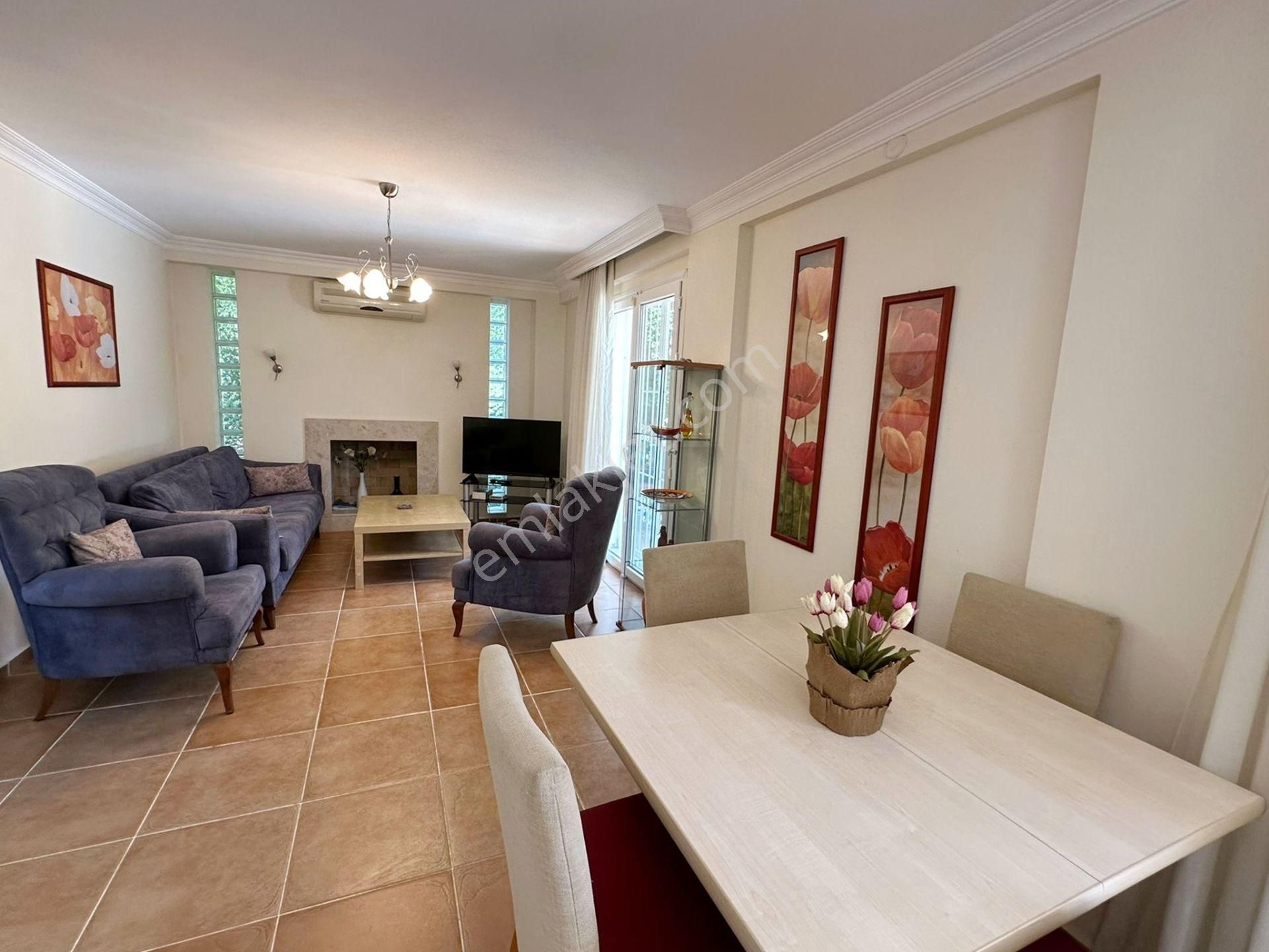 Ovacık'ta Müstakil Havuzlu Bahçeli Fırsat Villa - Görsel 12