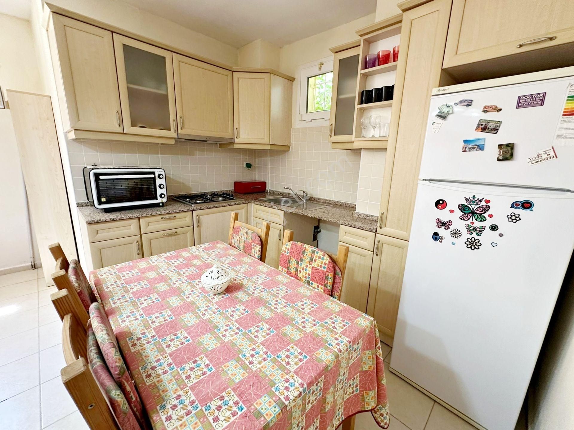 Ovacık'ta Müstakil Havuzlu Bahçeli Fırsat Villa - Görsel 9