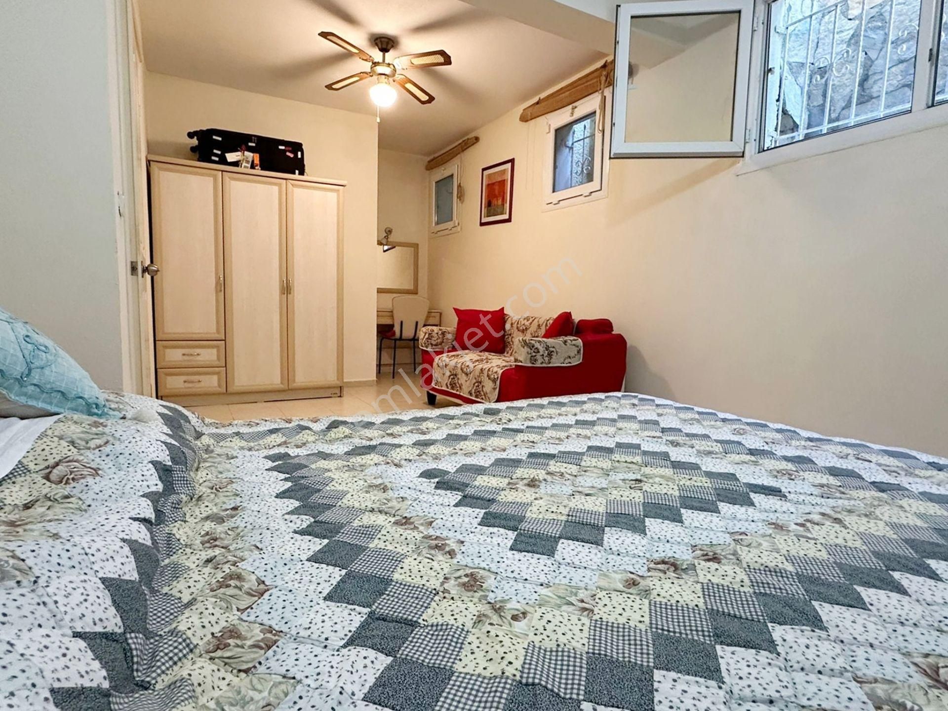 Ovacık'ta Müstakil Havuzlu Bahçeli Fırsat Villa - Görsel 6