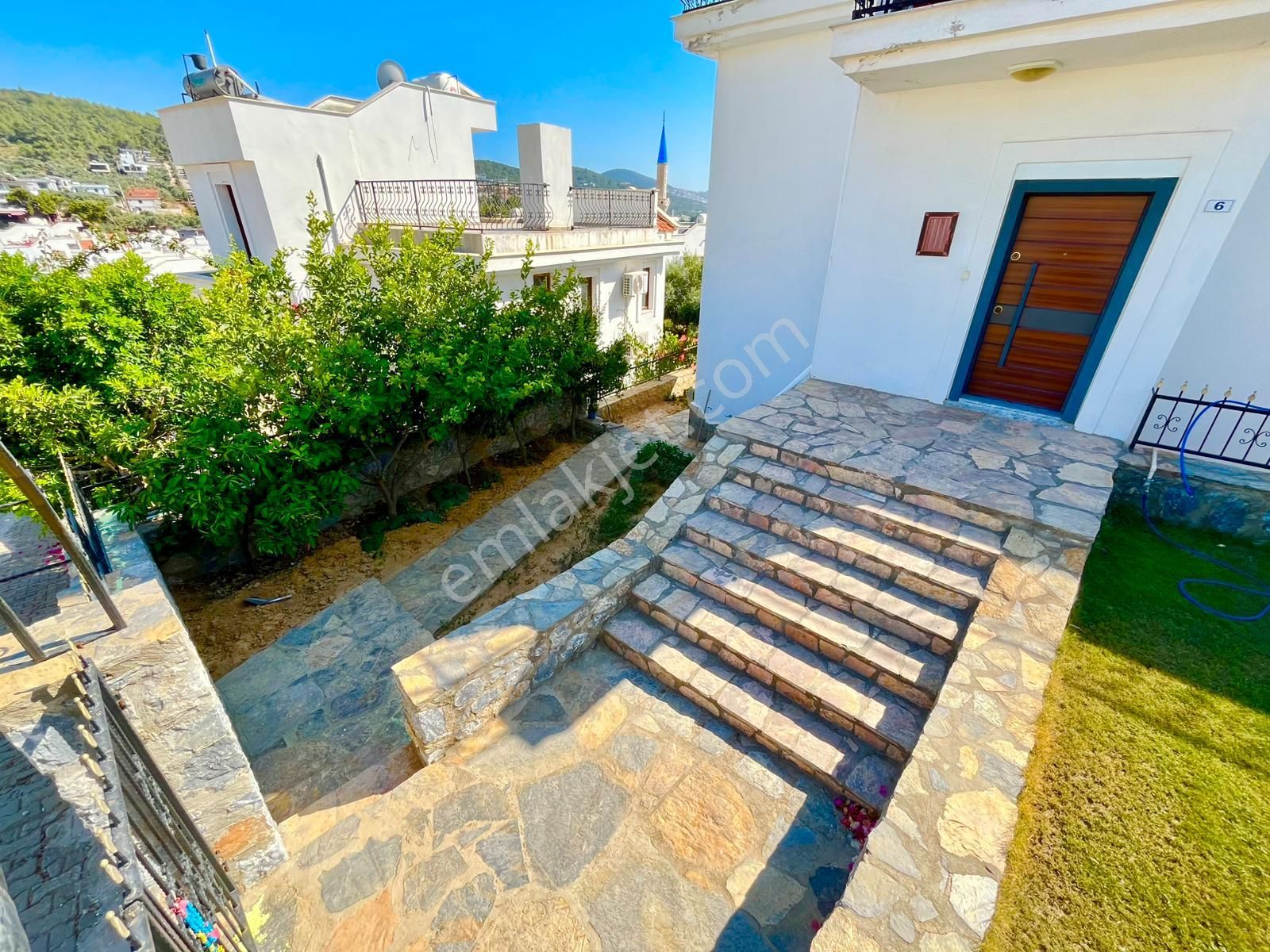Kıyıkışlacık’ta Site İçerisinde Geniş Bahçeli 3+1 Müstakil Villa - Görsel 33