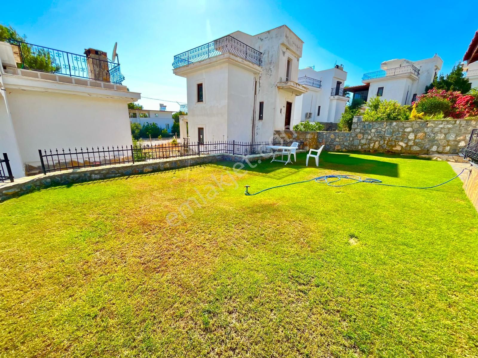 Kıyıkışlacık’ta Site İçerisinde Geniş Bahçeli 3+1 Müstakil Villa - Görsel 5