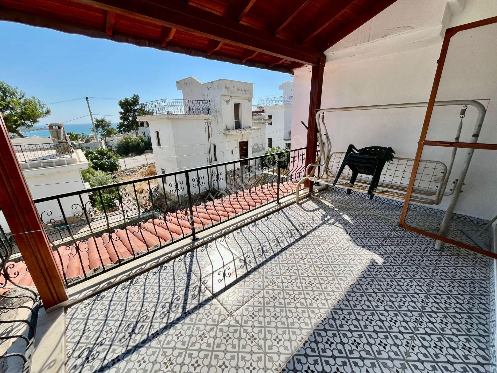 Kıyıkışlacık’ta Site İçerisinde Geniş Bahçeli 3+1 Müstakil Villa - Görsel 16
