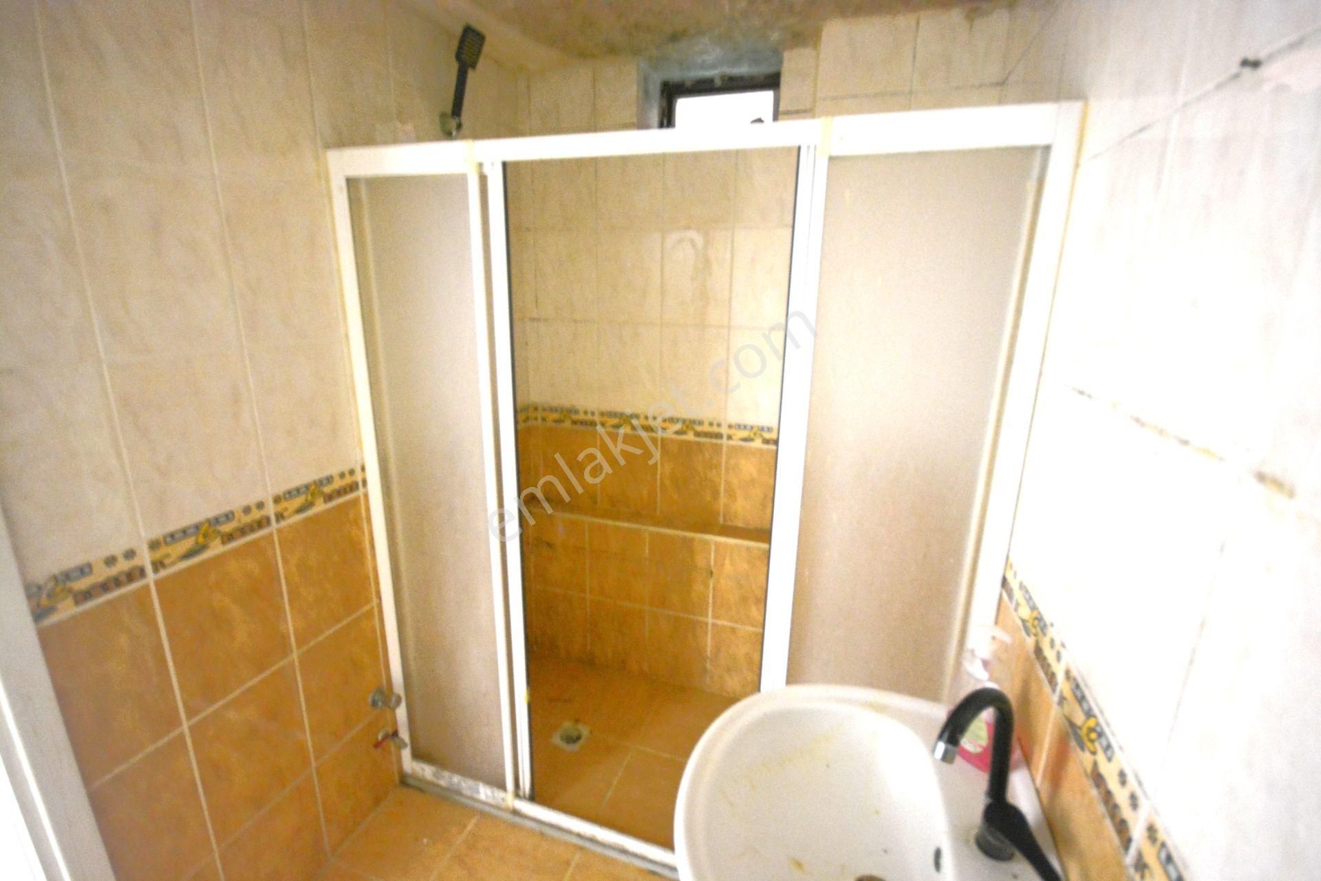 Meclis Mahalleside Satılık 2+1 Kupon 85 Mk Daire - Görsel 2