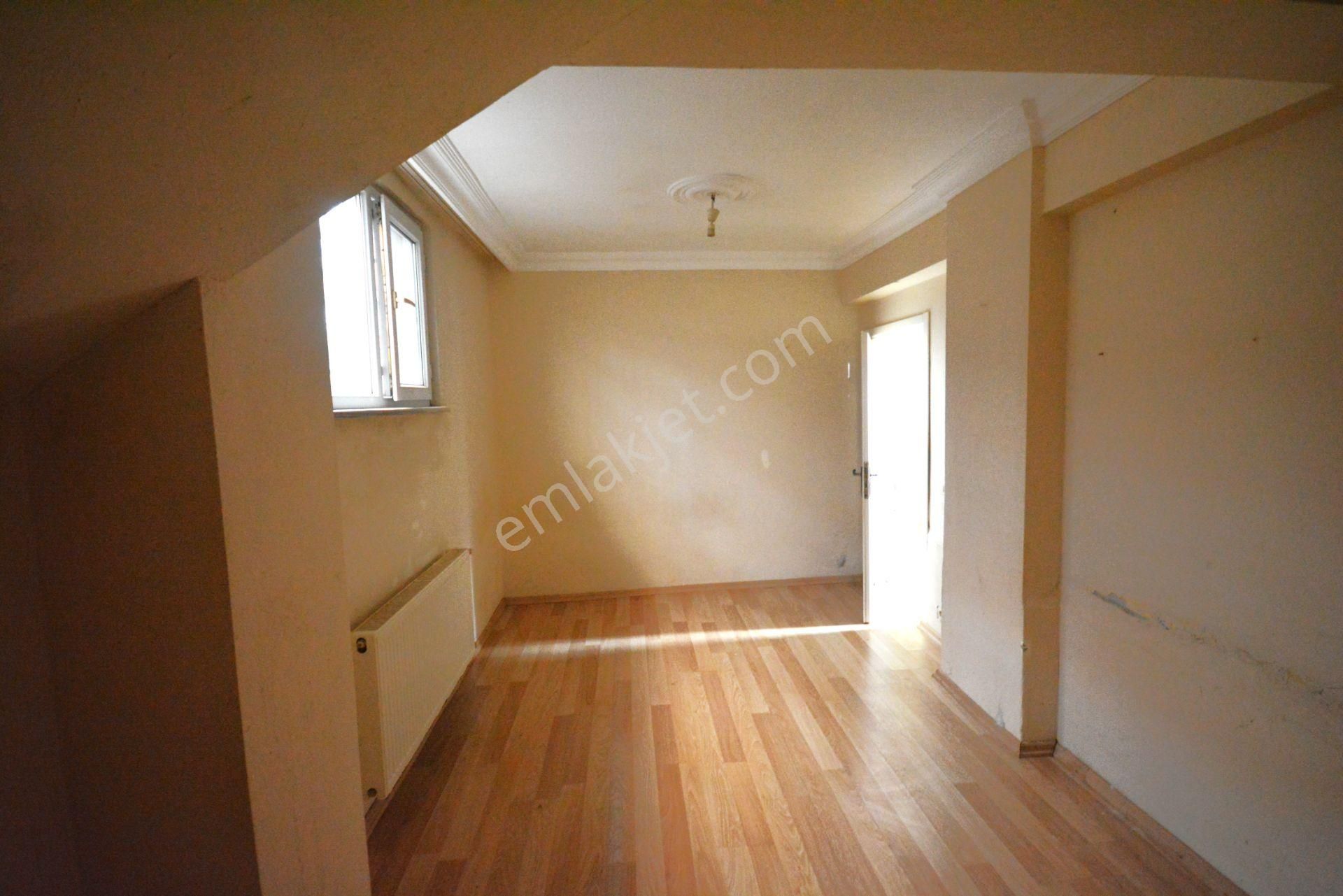 Meclis Mahalleside Satılık 2+1 Kupon 85 Mk Daire - Görsel 12