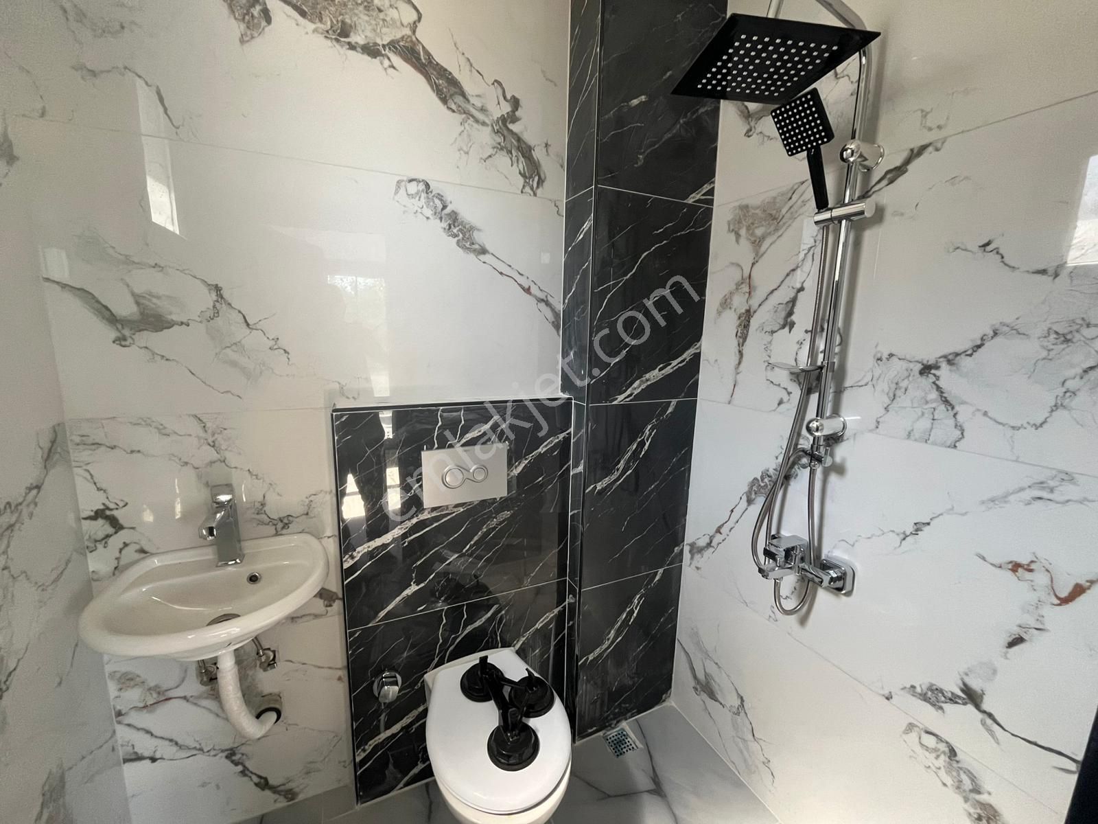 Ata Gayrimenkul'den Müstakil 4+1 Bahçe Peyzajlı Lüks Villa - Görsel 17