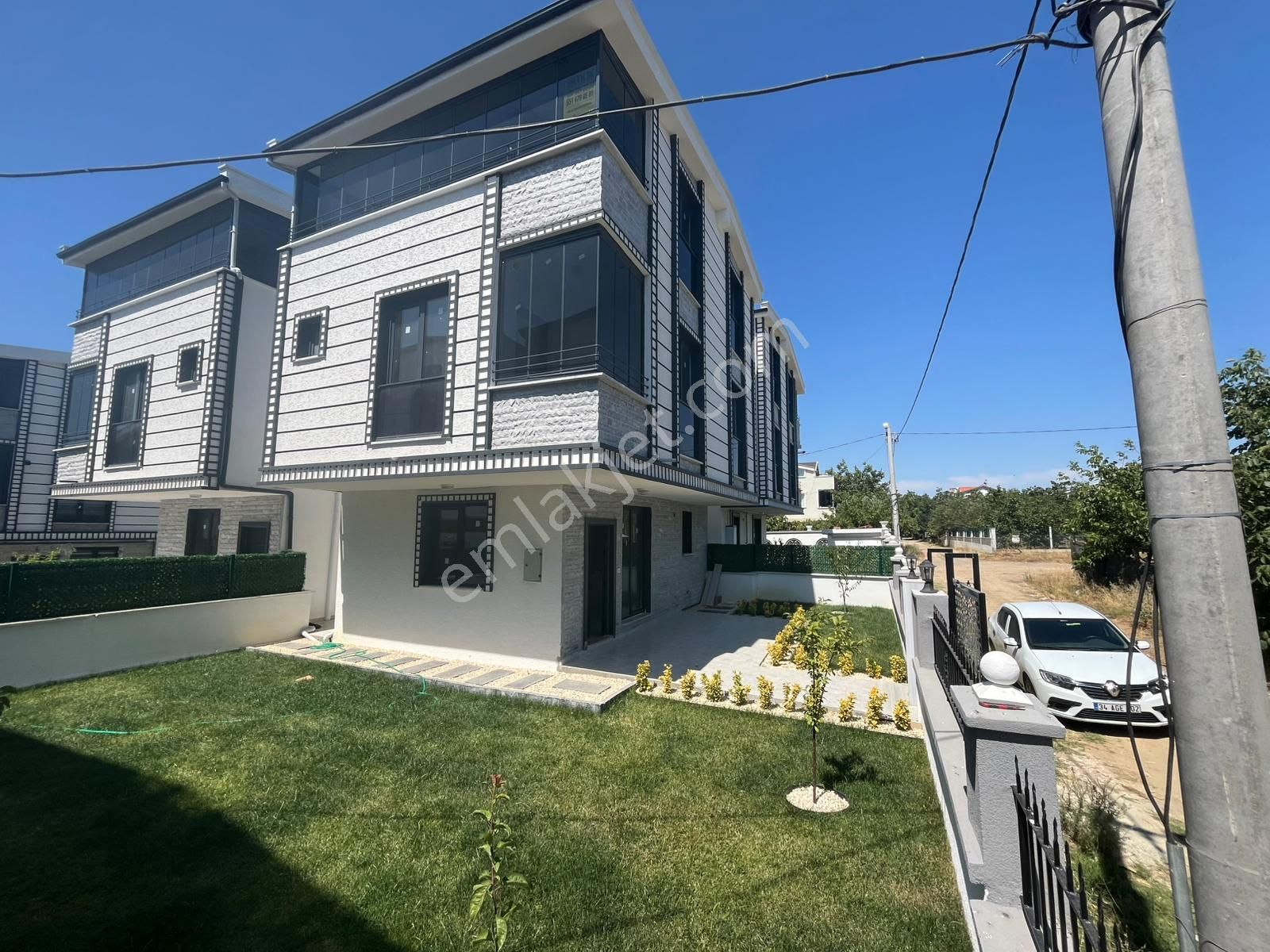 Ata Gayrimenkul'den Müstakil 4+1 Bahçe Peyzajlı Lüks Villa - Görsel 2