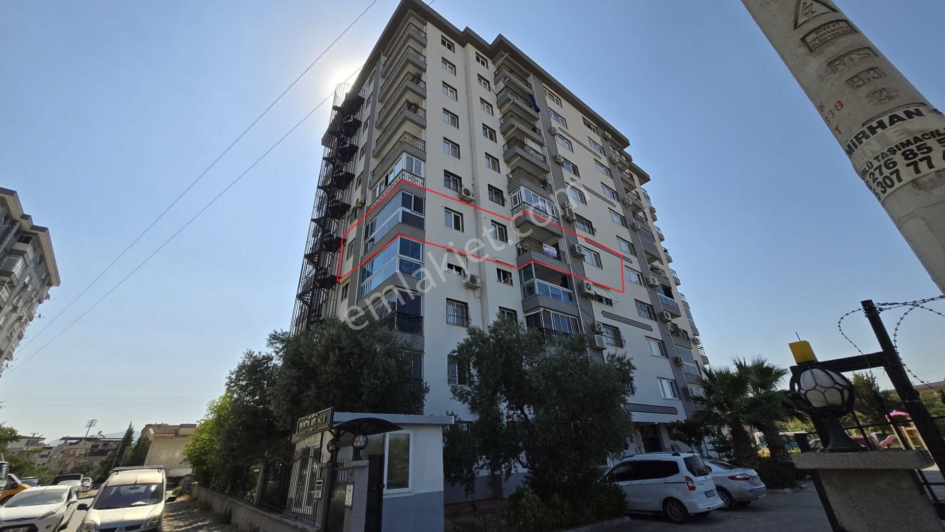 Buca Seyhan Mah. Site İçerisinde 3+1 Kiralık Daire