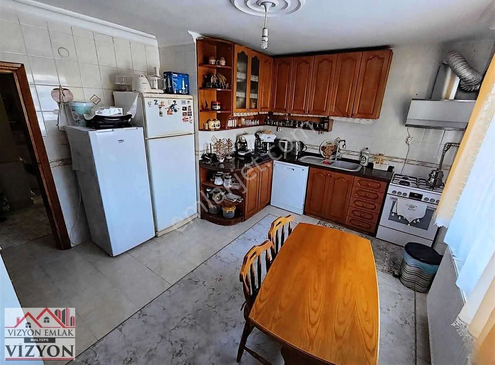 Efsane 180 M² Bölgenin En Genişi 3+1 180m2 Mülkiyet Tapu-manzaralı - Görsel 5